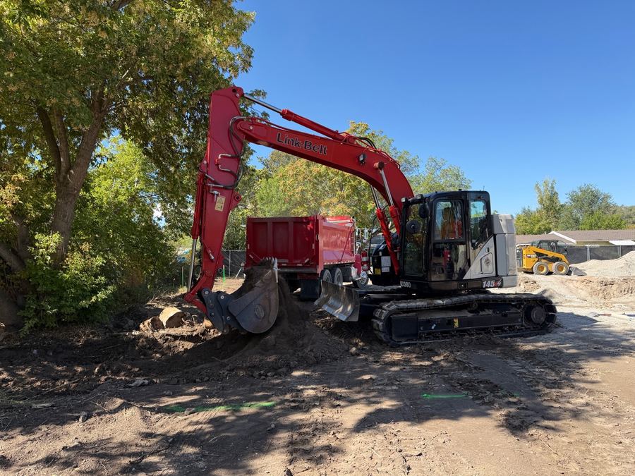 JNB Excavation Link-Belt excavator working a Utah job site